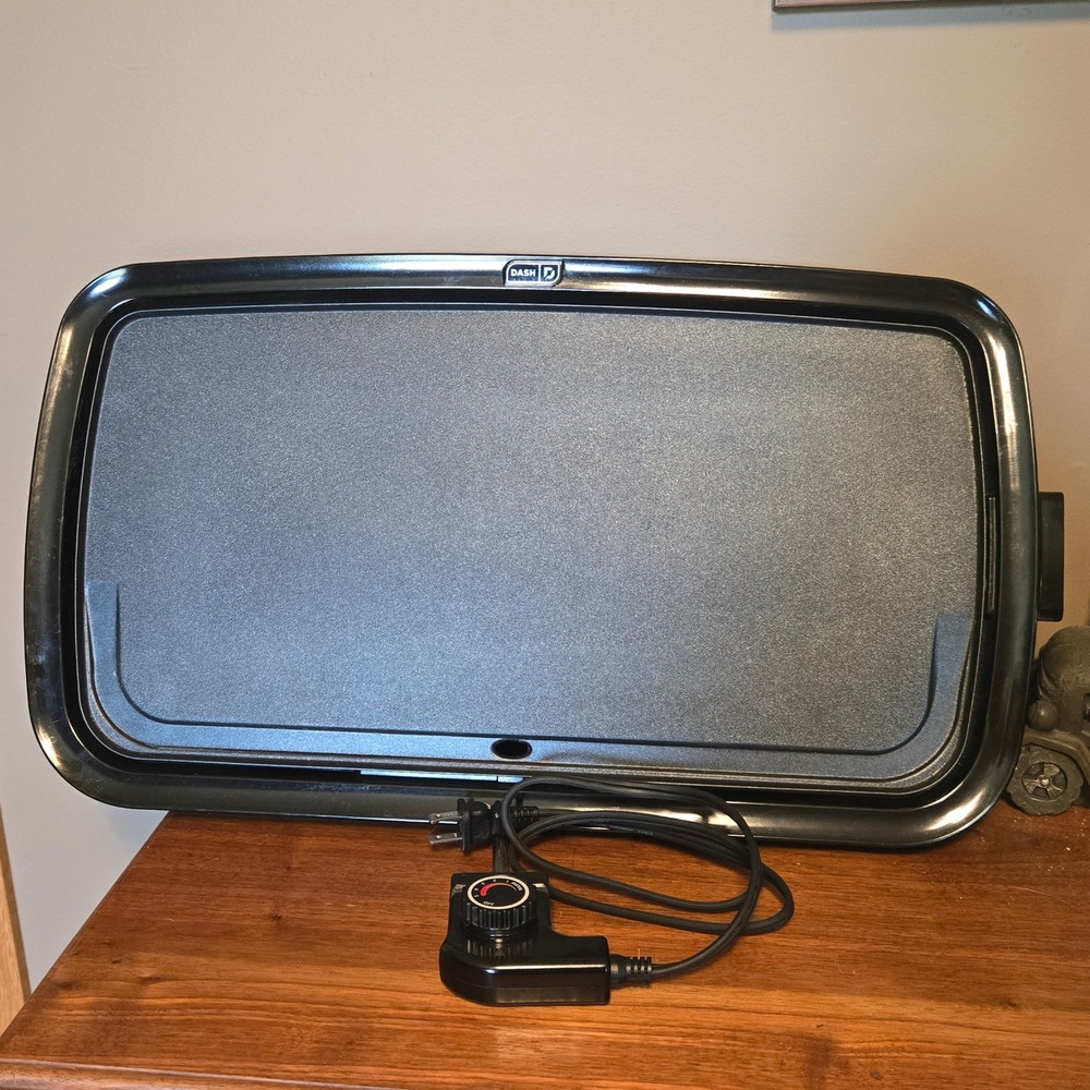 Dash Everyday Griddle Black 20 inch Electric Nonstick DEG200GBBK01 1500W‎
